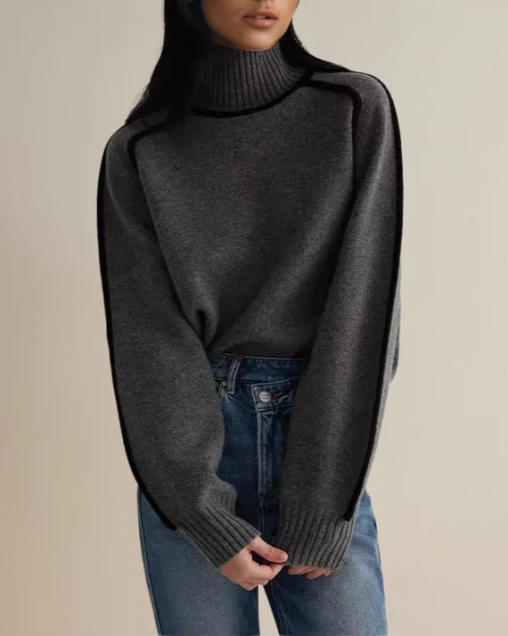 Emilie - Soft Cashmere Turtleneck
