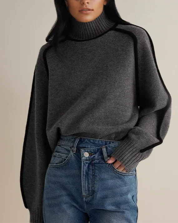 Emilie - Soft Cashmere Turtleneck