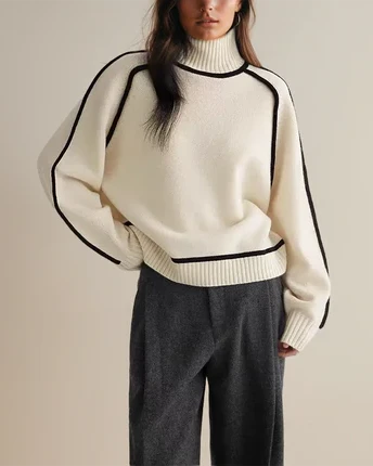 Emilie - Soft Cashmere Turtleneck